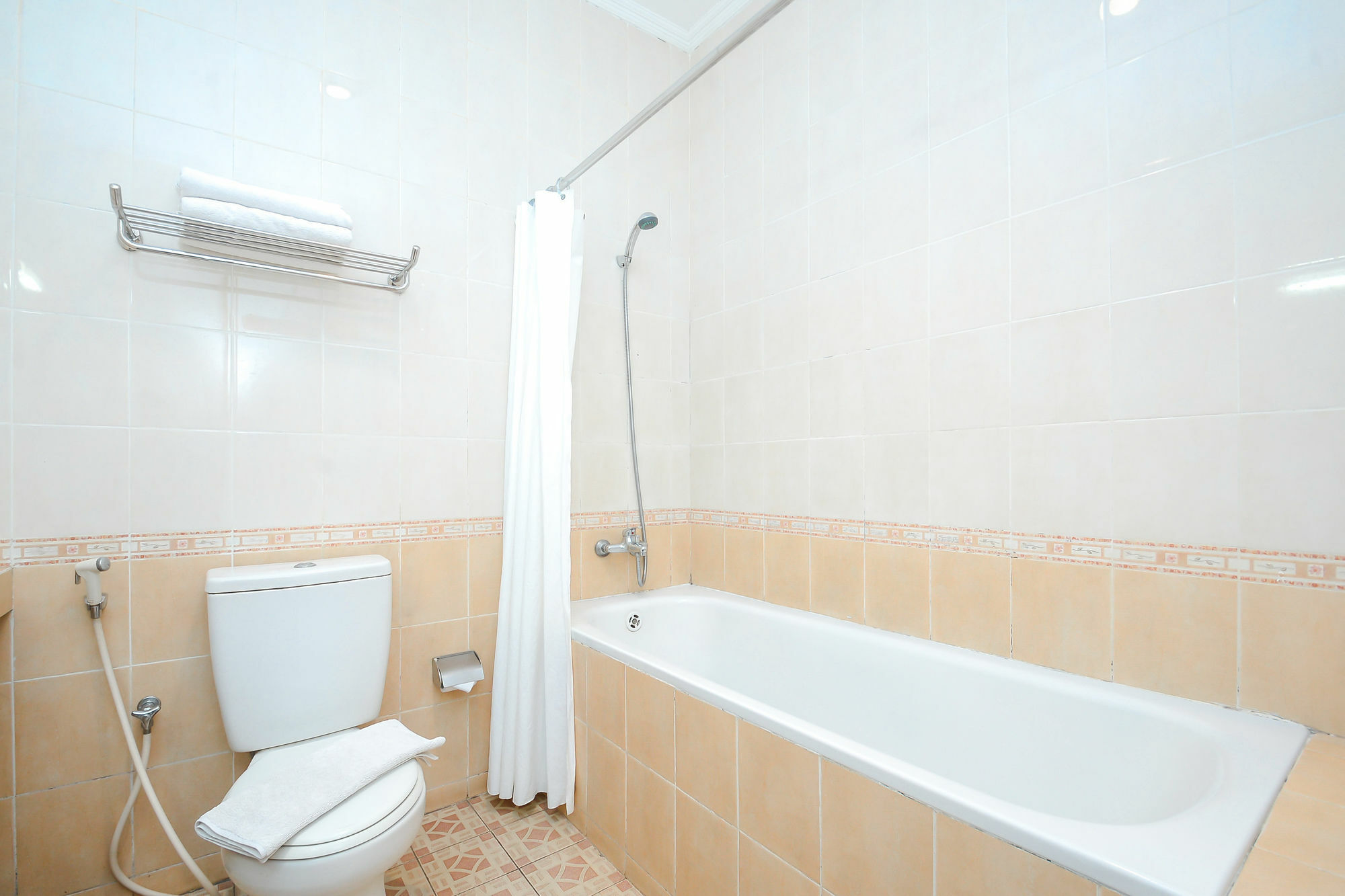 Ahadiat Hotel & Bungalow Bandung Luaran gambar